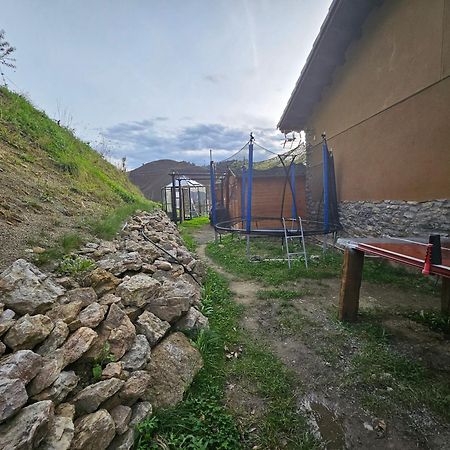 Casas De Aldea Granja Paraíso, Picos de Europa Onís Exterior foto