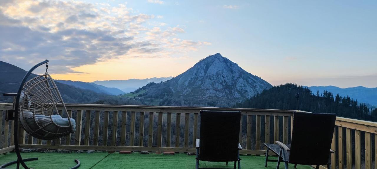 Casas De Aldea Granja Paraíso, Picos de Europa Onís Exterior foto